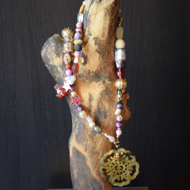 Astrologisk tilpassede og healede halskæder