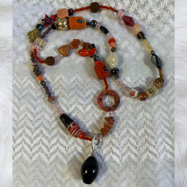 Rodchakra-halskæder