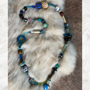 Halschakra-halskæder